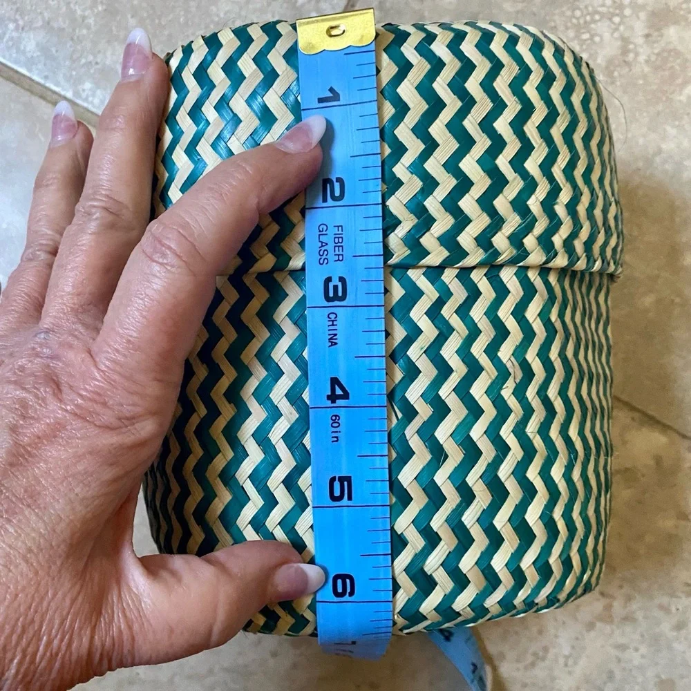 🆕 Handmade Lidded Palm Leaf Basket